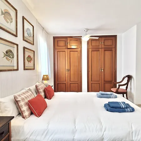 Sr Bajadilla Front With Wonderful Sea View