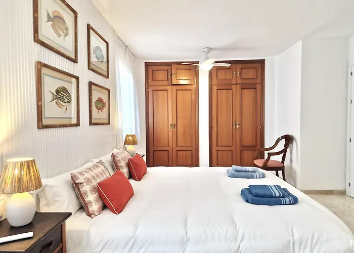 Sr Bajadilla Front With Wonderful Sea View